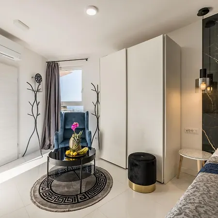 Luxury Apartmán *