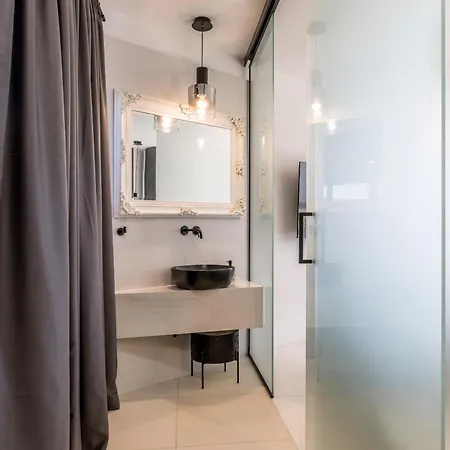 Luxury Apartment